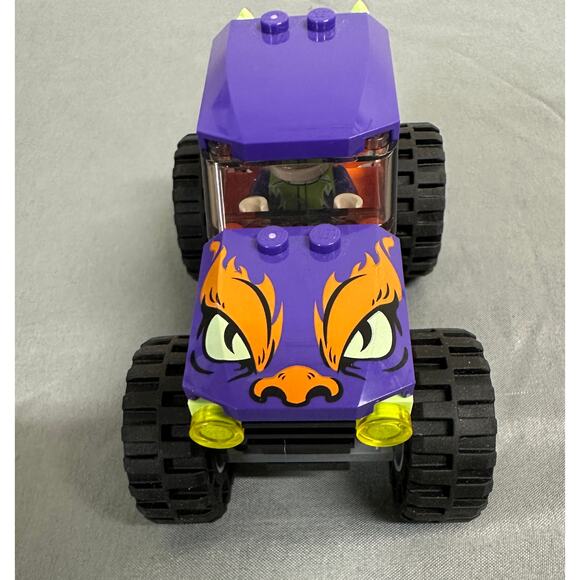Lego City Monster Truck 60251 Retired - Picture 1 of 5